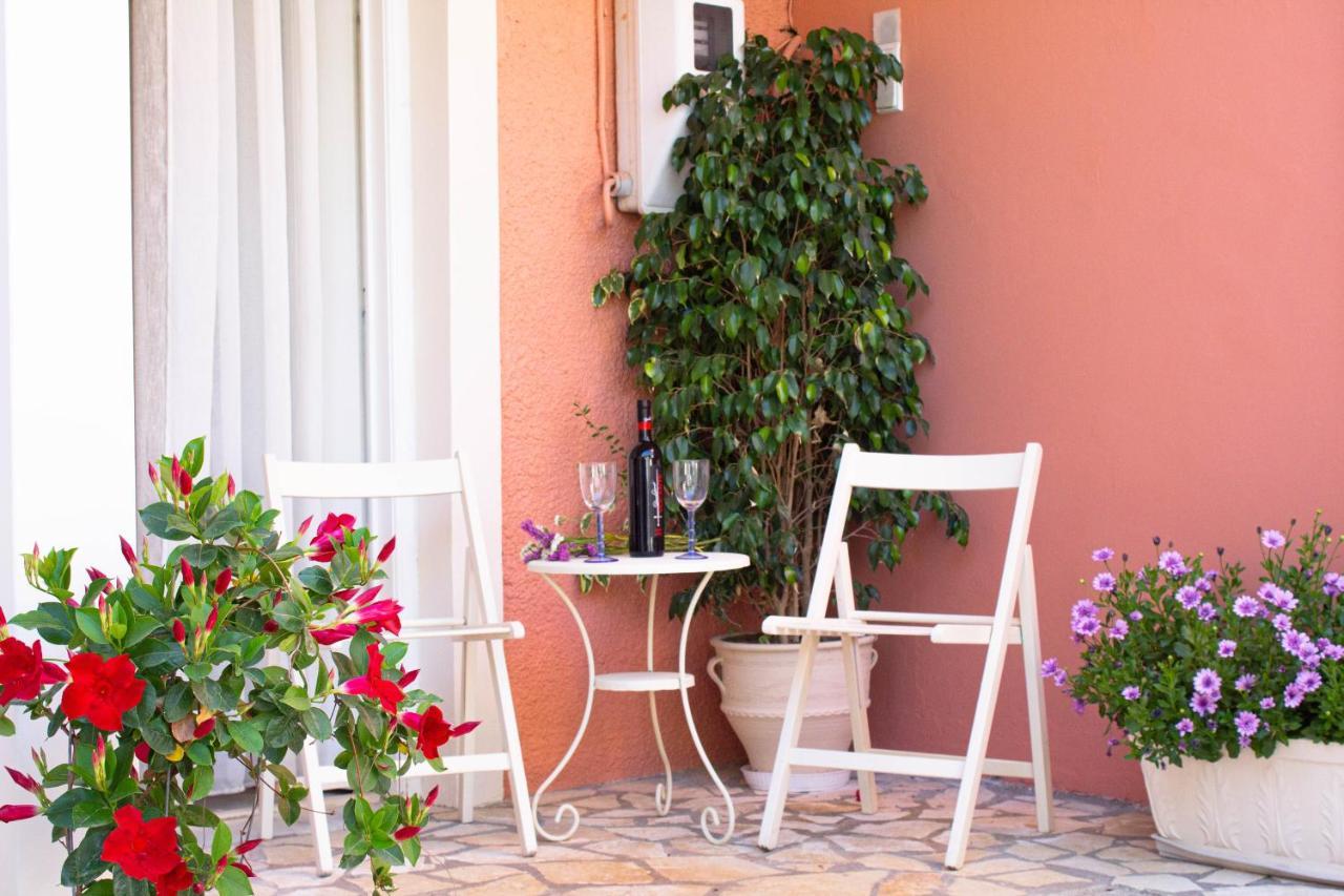 Cristina Apartments Gaios Eksteriør bilde